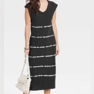 Universal Thread black and white tie dye dress